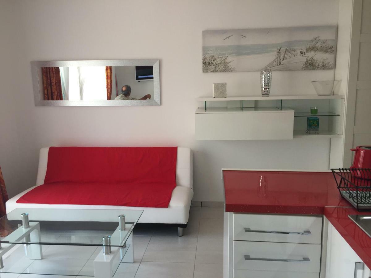 Apartment On Salobrena Beach Exterior photo